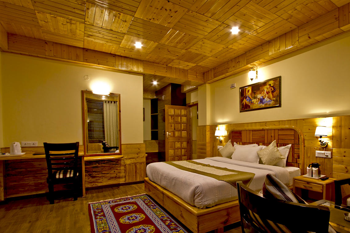 Base Cottage with Balcony