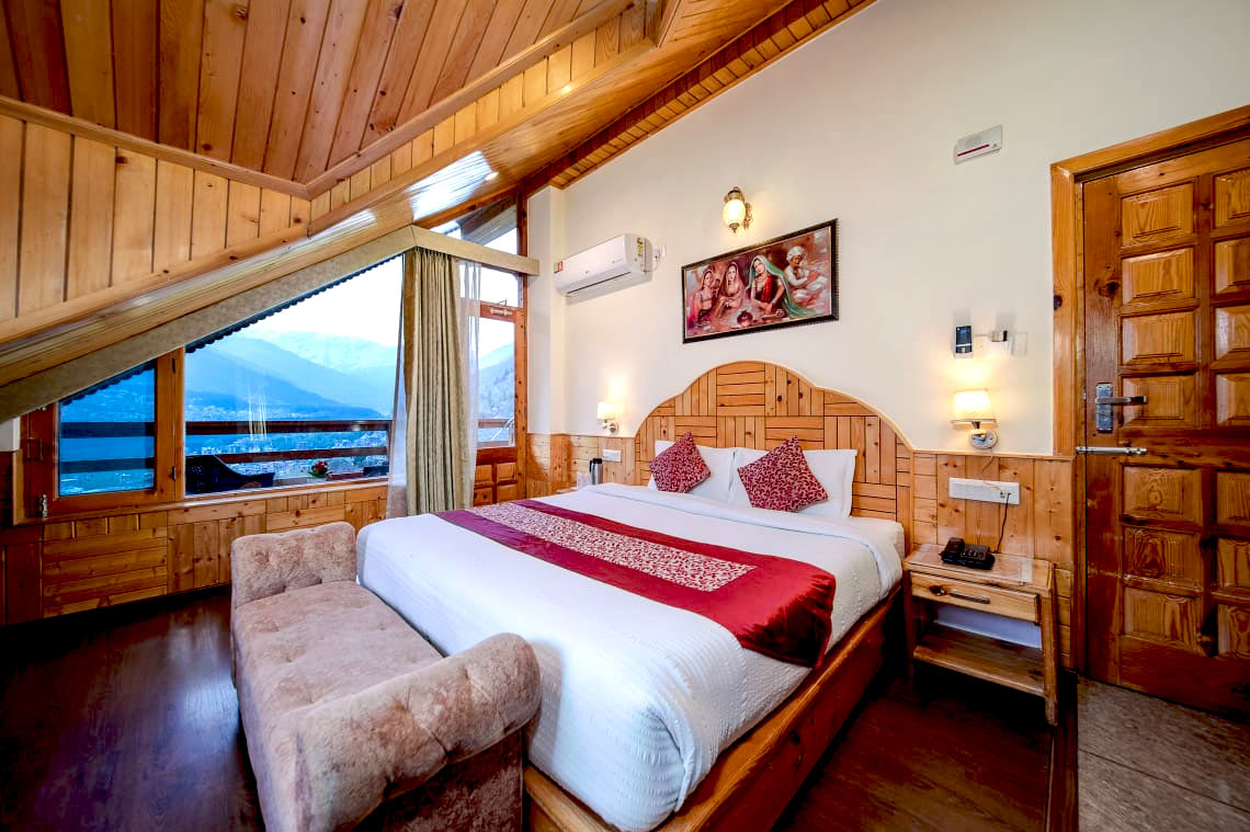 Super Deluxe Cottage with Balcony — grand balcony boutique hotel Manali